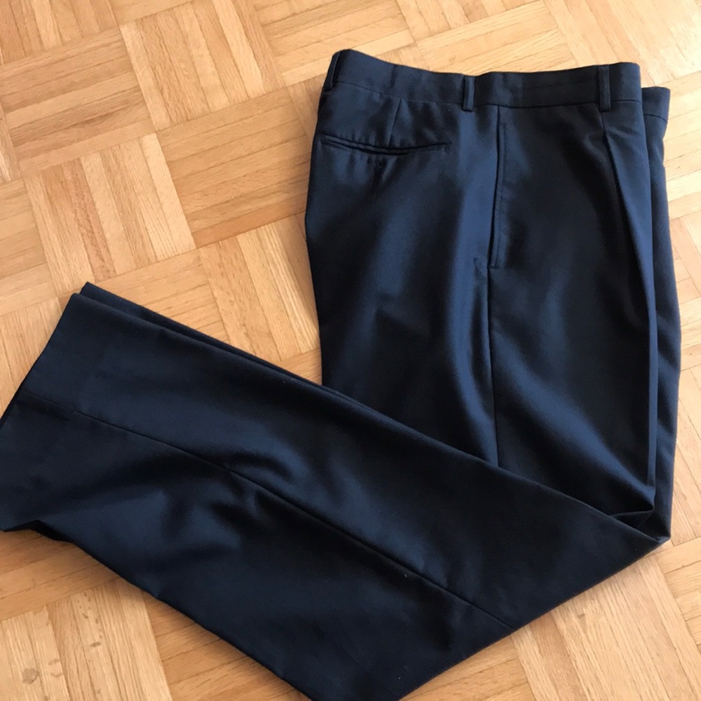 DRESS PANTS SIZE WAIST 34 AND LEGS 33